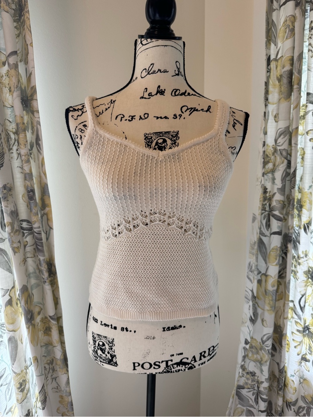 Old Navy Cream Knit Tank Camisole